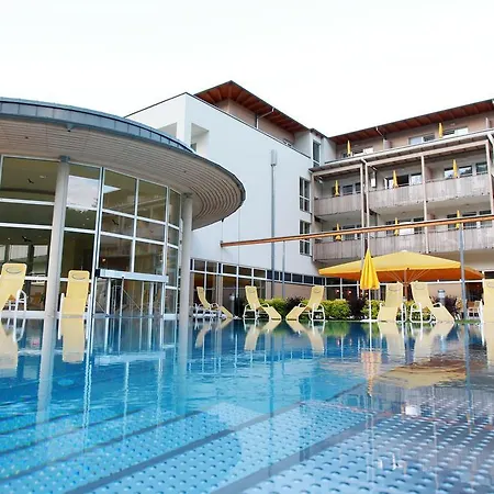 Gesundheitsresort Bad St. Leonhard Resort 3*